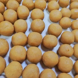 Ladoo: 21 pcs