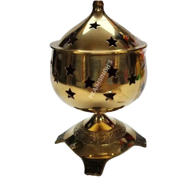Brass Deeya With Shade (Approx 4.5 x 2.5'')